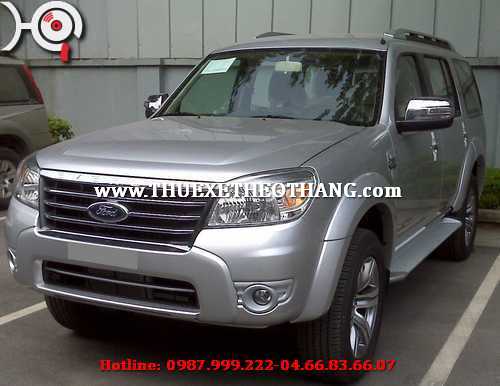 Thue xe Ford Everest 7 cho thang theo 21 