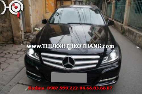 Thue xe Mercedes C200 thang theo 3 