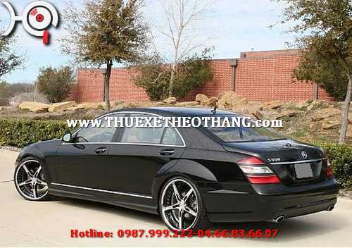 Thue-xe-Mercedes-S550-thang-theo (1)
