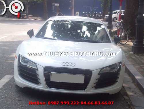 Thue xe Audi R8 thang theo 2 