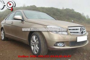 Địa chỉ cho thuê xe Mercedes C230 theo tháng giá rẻ tại Hà Nội